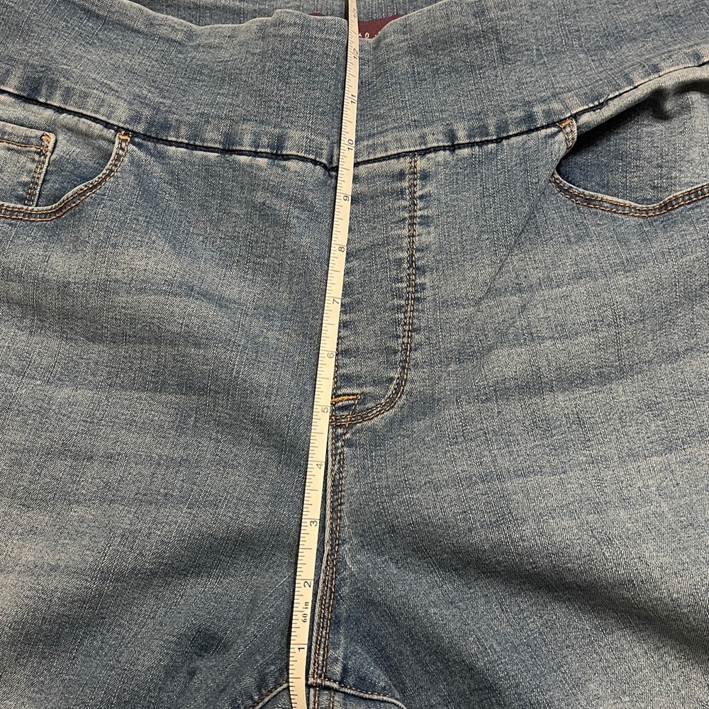 New With Tags Gloria Vanderbilt Light Blue Jeans Size 16 Short - Picture 7 of 8